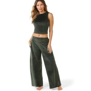 sofia by sofia vergara Olive Green Ribbed Tank and Wide-Leg Pants Set